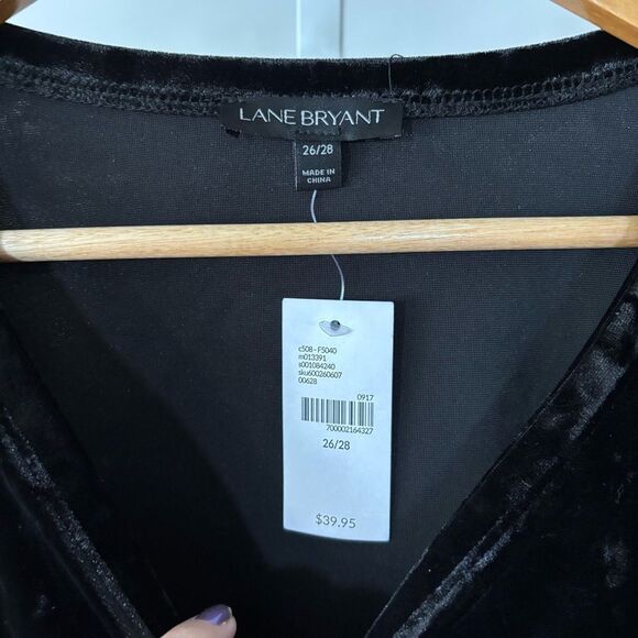 Lane Bryant Black Short Sleeve crushed Velvet Top new 26/28 witchy - Picture 2 of 8